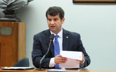 COMISSÃO EXTERNA CONVIDA MINISTRO DA SAÚDE PARA APRESENTAR ESTRATÉGIA PARA A PANDEMIA