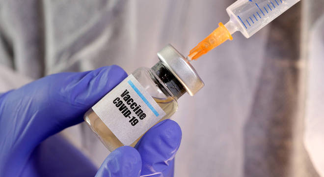Vacina para a Covid-19 não terá fins lucrativos enquanto durar pandemia, afirma AstraZeneca
