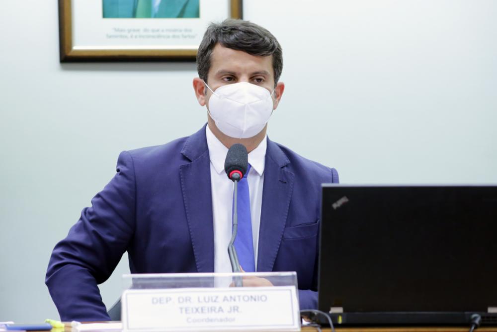 JUSTIÇA PODERÁ SER ACIONADA SE ANVISA  DEMORAR A LIBERAR VACINA