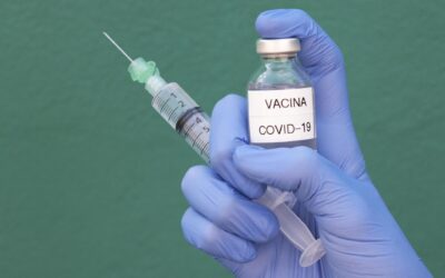 COVID: comissão cobra testes, vacina da Pfizer e compra de seringas