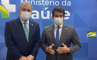 Dr. Luizinho comemora decisão de antecipação da segunda dose e aplicação de terceira para maiores de 70 anos
