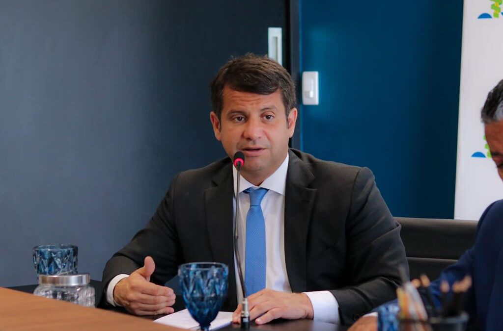 Nova Iguaçu recebe R$ 2 milhões em emendas do deputado Doutor Luizinho para Saúde