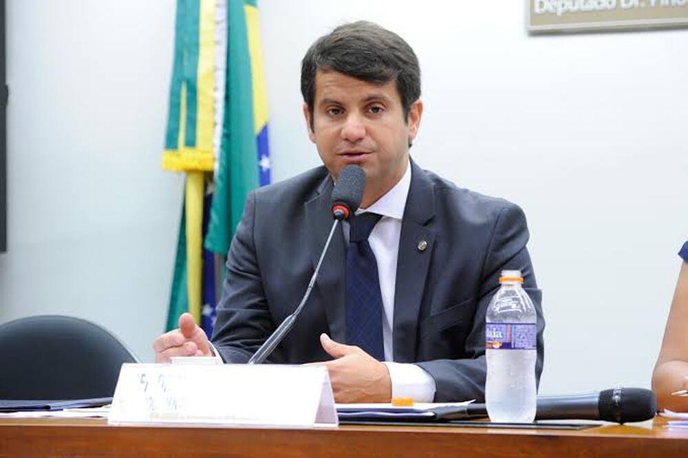 Doutor Luizinho eleva moral com a cúpula do PP após conquistar maior bancada do partido na Câmara