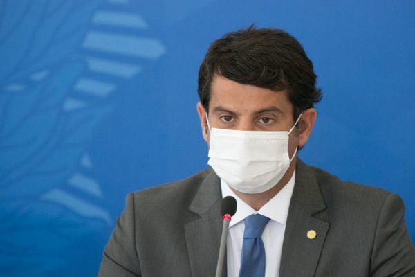 Cotado para Saúde antes de Queiroga quer passaporte de vacinação